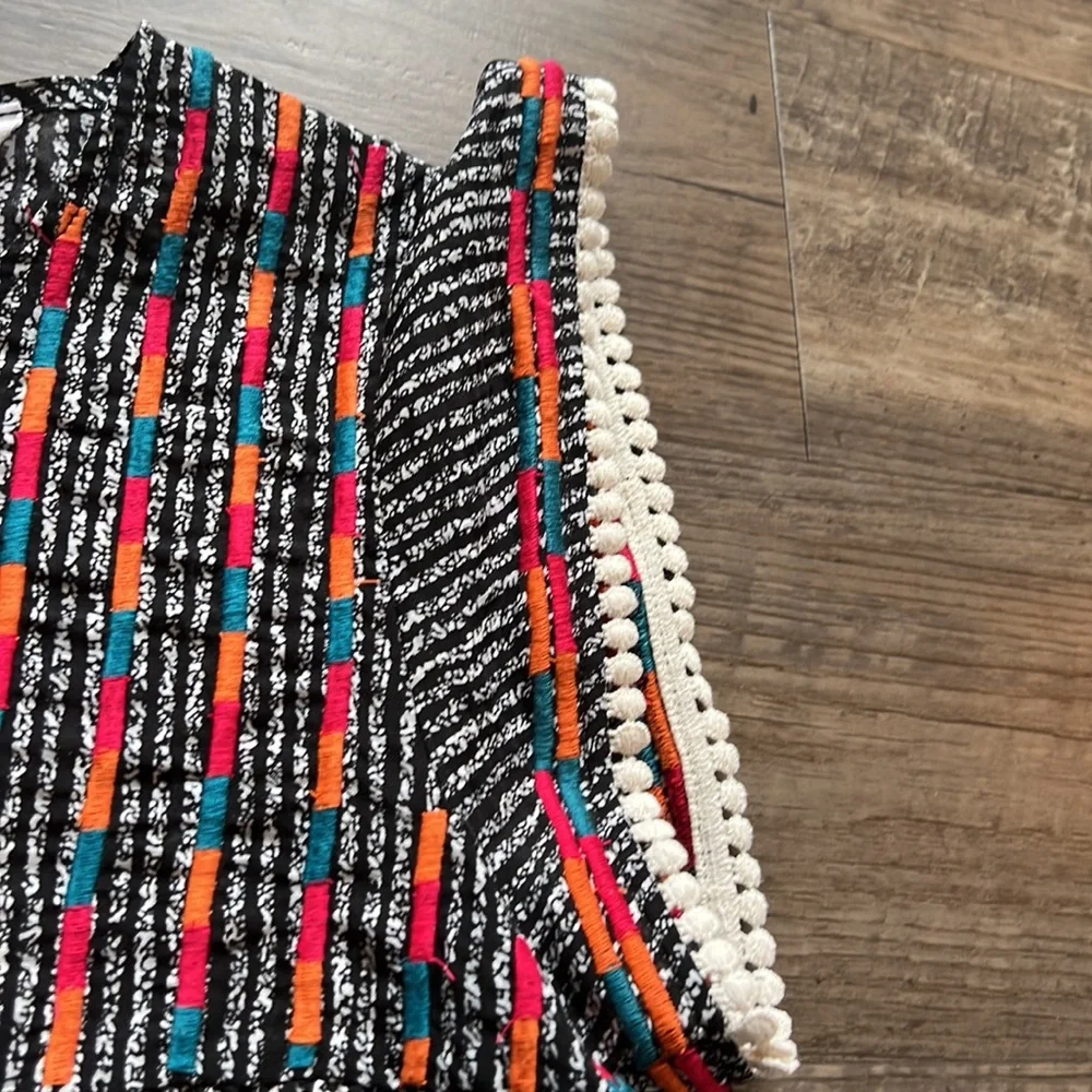 THML Black and White Textured Top with Colorful Embroidered Yoke